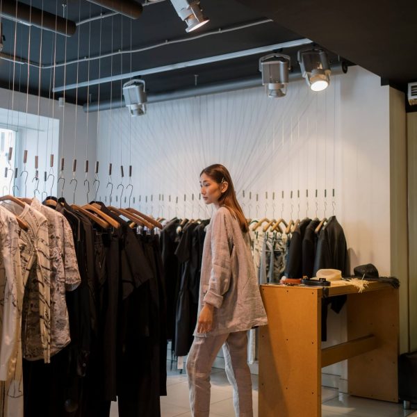 pexels-ron-lach-8311877